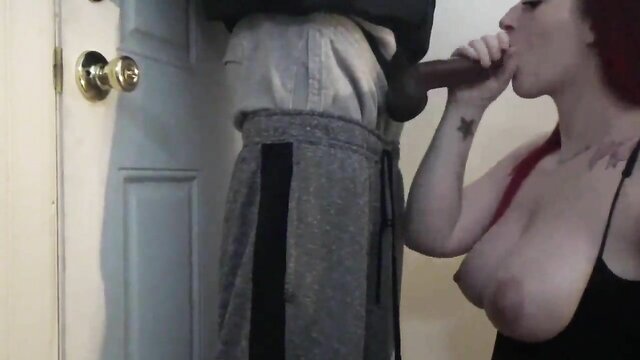 pizza delivery boy gets a big black cock : Snowbunnyy25