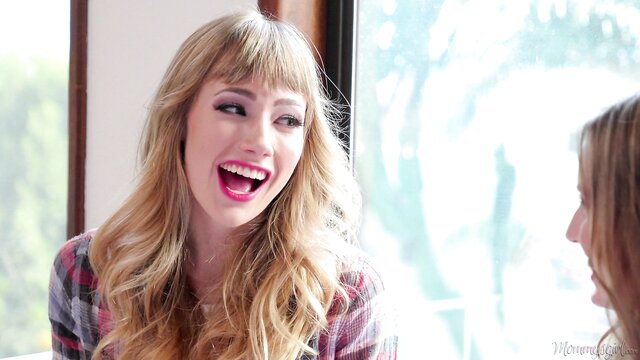 Cherie Deville, Scarlett Sage, Ivy Wolfe - celebrity and her lookalike daughter indulge in steamy lesbian sex evil