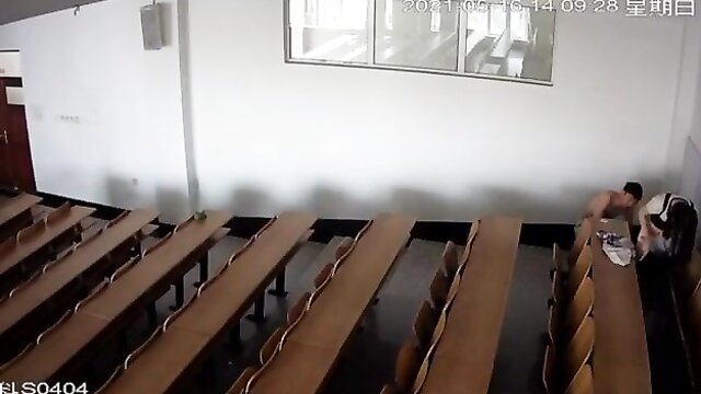students explore their sexuality in an amateur porn video : Louis Y