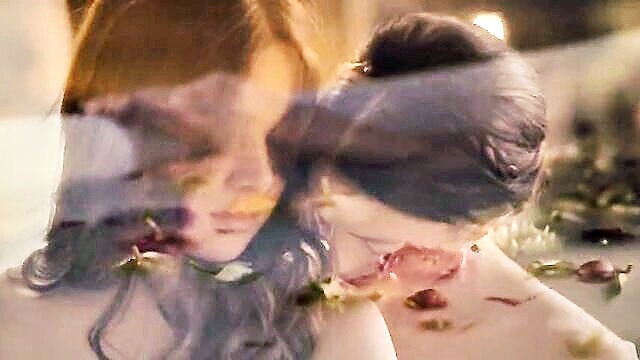 Hailee Steinfeld, Ella - hailee steinfeld and ella hunlesbian hot scene
