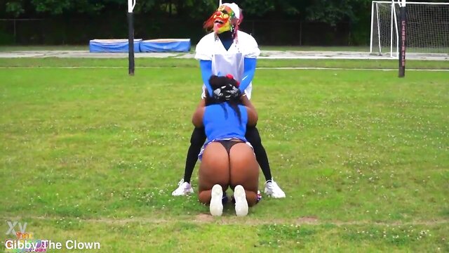 lesbian cheerleaders enjoy some rough sex before their big game : Gibby The Clown