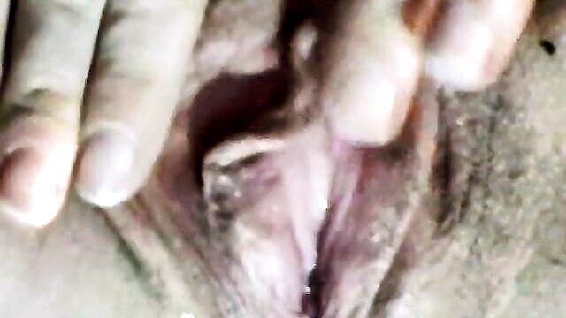 bbw pussy licking : webcam