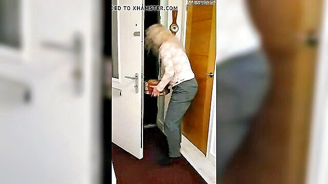 flashing delivery, delivery guy, hd porn - libby flashing delivery guys free wearing hd porn 69 watch libby flashing delivery guys video on xhamster the biggest hd sex tube site with tons of free british wearing delivery tube porn movies