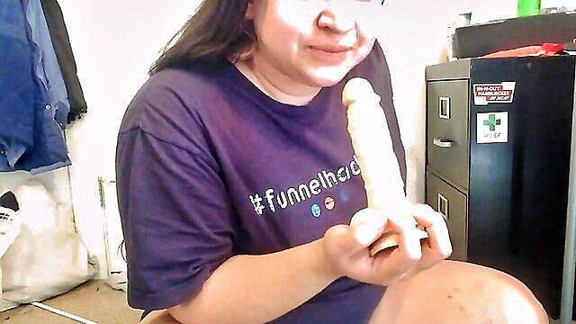 latina, toys, squirting - milf caught in the act of squirting on a phone