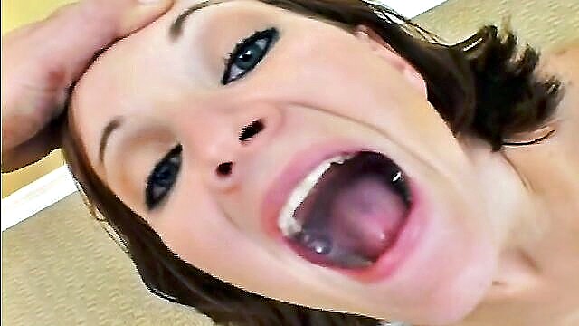 brunette beauty swallows cum in hd xxx porn video : Cums