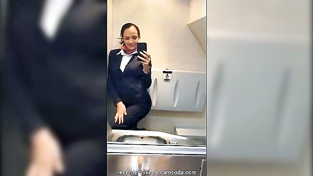 latina flight attendant indulges in solo pleasure in the bathroom : Cam Soda