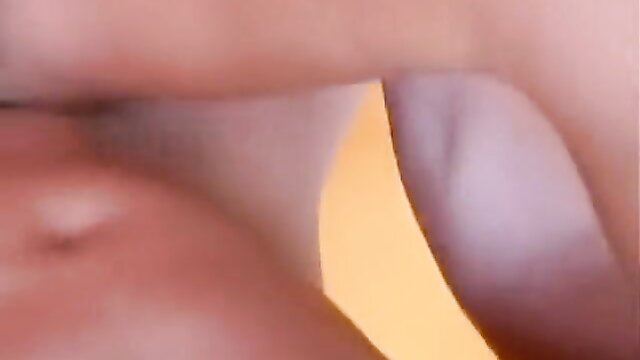 amateur couple starts the day with a sensual blowjob : Cums