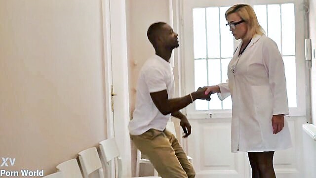 Jack Rippher - aubrey black a sex starved general practitioner indulges in a double penetration by a well endowed black man in her clinic Porn World