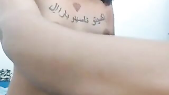 gias steamy solo show hot shemale sucks herself : webcam
