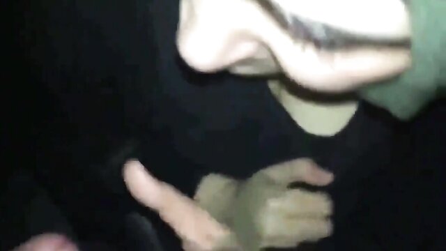 turkish twerks and blowjob in public cum in mouth : Cums