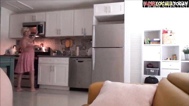 american milf mom gets her pussy pounded hard in x** sex scene : Doggy