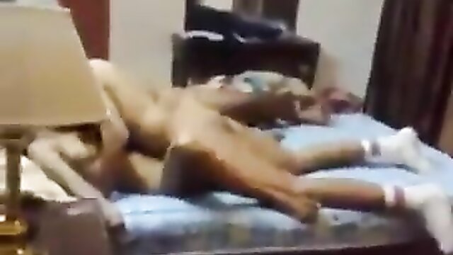 Xxx - indian muslim friends wife surprises him with sex Ultima
