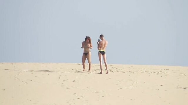 exhibitionist flashes big dick in outdoor solo session : Ts