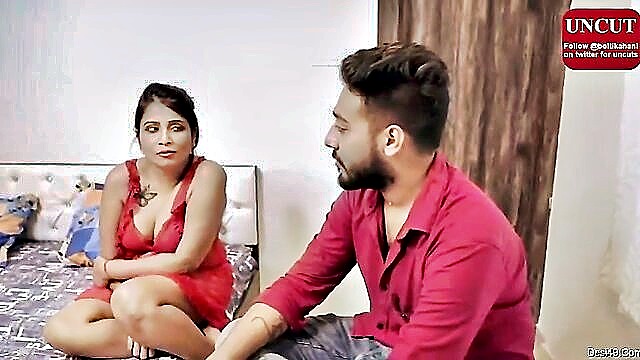hot indian couple indulges in hardcore hindi sex : Doggy
