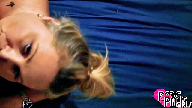 Davina Raines - big booty mom davina raines catches step son jerking off Thiccvision