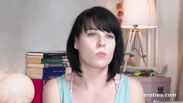 german girl achieves orgasm with toys on xxxcom : Ersties