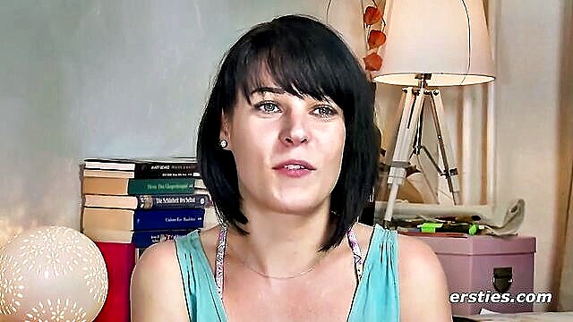 der perfekte fang amateur masturbation hd german european female orgasm toys solo girl caucasian blackhaired vaginal masturbation amateur homemade small tits natural tits shaved female : Ersties
