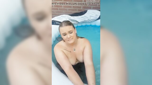 german girl caught and punished with cum in whirlpool : Ultima