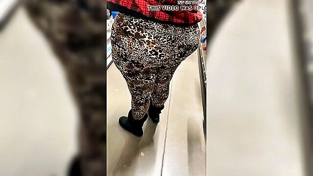 Xxx - leopard leggings on voluptuous lady in ssbbw video preview Ultima