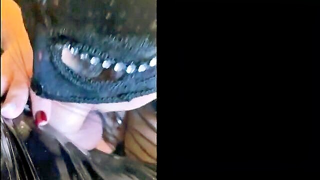 latex slave hotel fun : Kink
