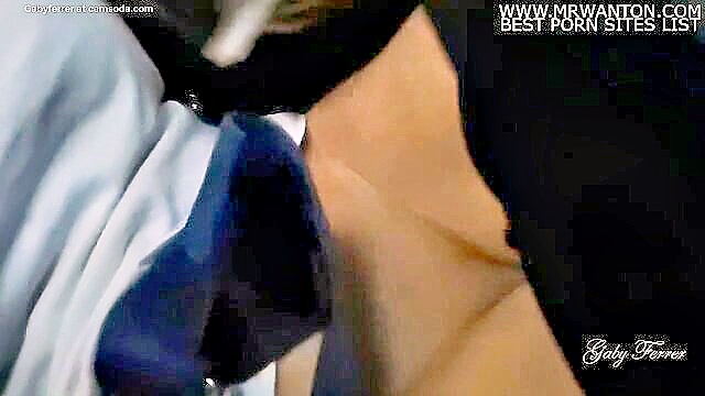 flight attendant masturbates : Kink