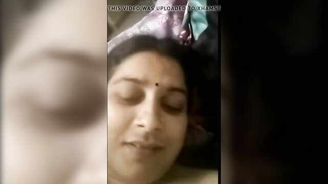indian milf gets her nipples played with by lover : XES