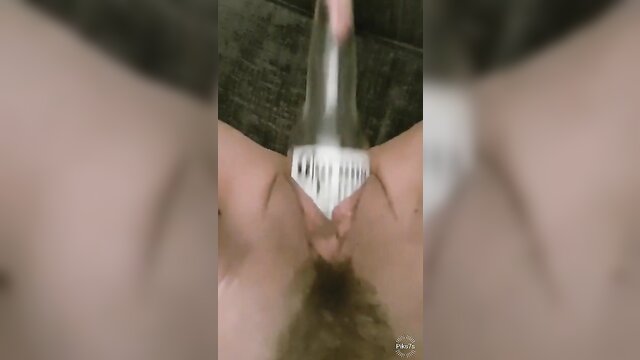 sensual massage leads to explosive squirting orgasm : webcam