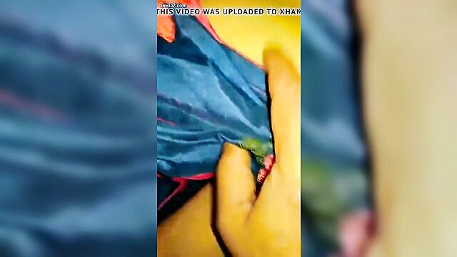 double delight with telugu aunty in steamy indian video : Futanari