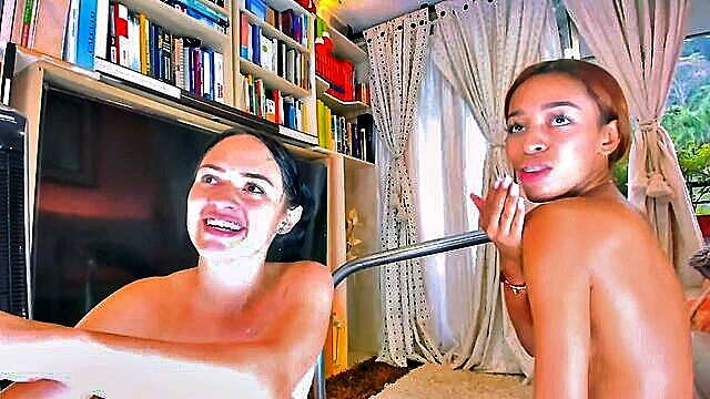 amateur, colombian, big butt - hot squirting pussy latina camgirls cuteanddesesperate colombian amateur big butt girl masturbating homemade latina lesbian orgasm squirting 60 fps hot pussy hot squirting pussy latina pus