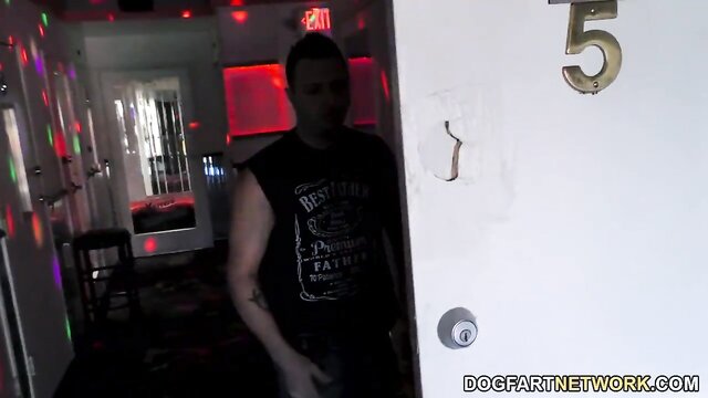 Kinsley Karter - ebony kinsley karters sensual glory hole encounter and facial Dogfart Network