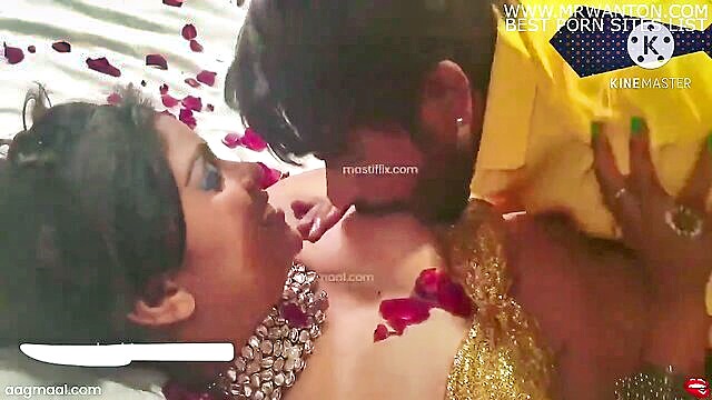 Desi couple - newlywed indian couple engages in sexual activity during honeymoon Ultima