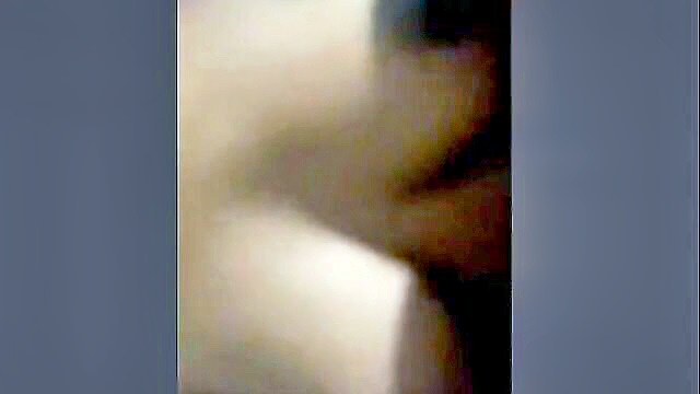 ebony webcam girl is looking forward to new friends wer auf diese titten vor der cam spritzen will der kann sich bewerben mail adresse in beschreibung ist nur ein promovideo mir egal ob die quli : webcam