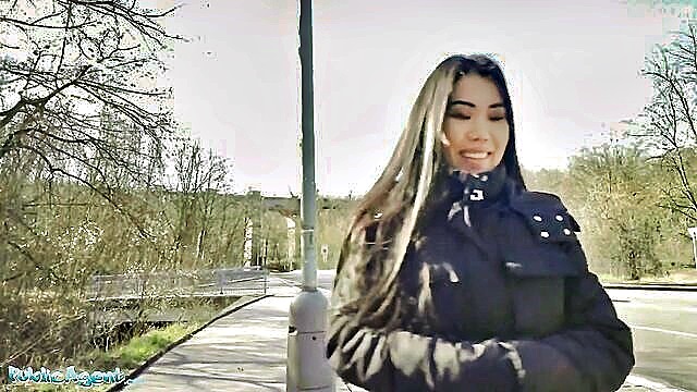 alina crystall public agent : Public Agent