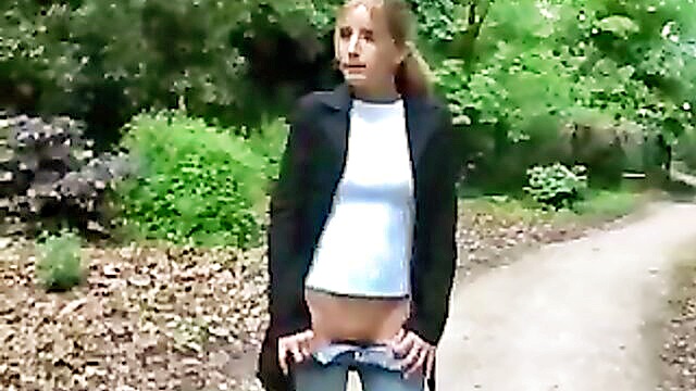 shy adolescent makes her debut in adult film industry : www.teen-vid.com