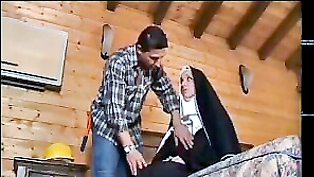 a fa about nun pleasures with strong oral sex : Porno Italians