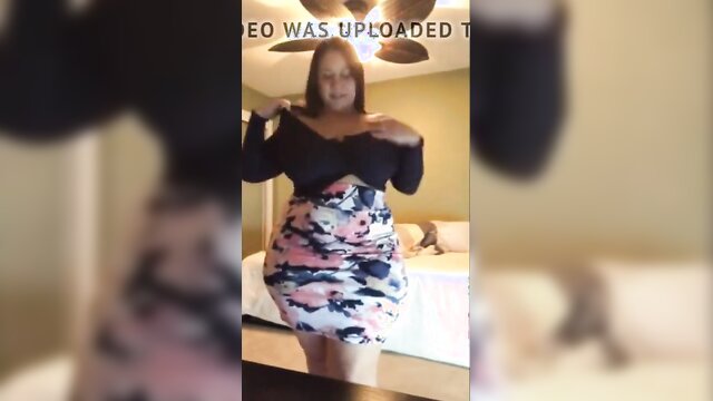 Mal Malloy - obese hottie lingerie show