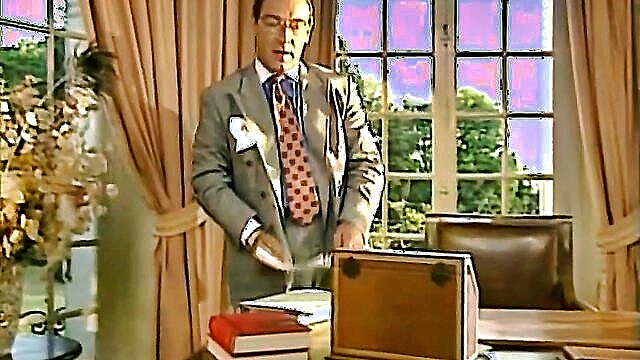 naughty, beauty, vintage - amateur man vigorously thrusts his large penis into mature womans mouth in explicit sex video