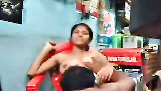amateur housewife, eat out, indian amateur - amateur indian housewife gets fucked