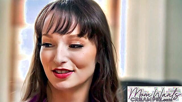 Lexi Luna - lexi luna makes you stop staring at her boobs s1 e3
