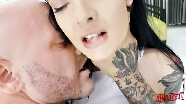 marley brinx enjoys intense anal encounter with a well endowed partner : Analized