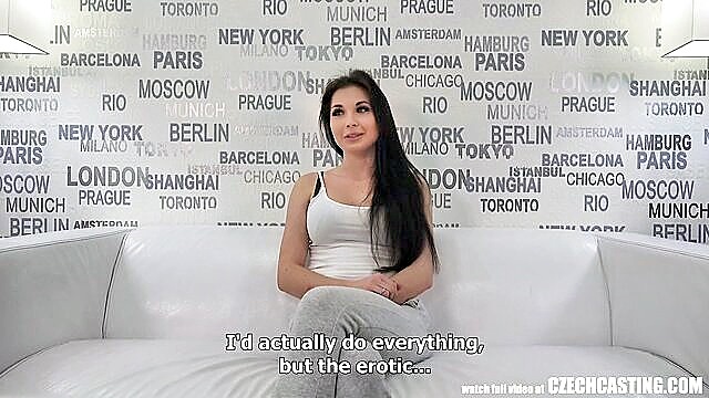 nikolas fake boobs bounce as she goes all out to be a famous czech slut : Czech Casting