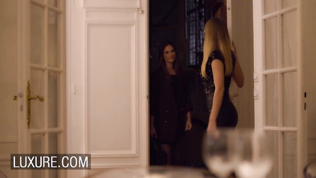 Mina Sauvage - mina sauvages secret blowjob and licking during a dinner DorcelNetwork