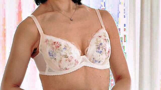 Reiko Seo - first shooting fifty wife document reiko seo Jukujosukidesu