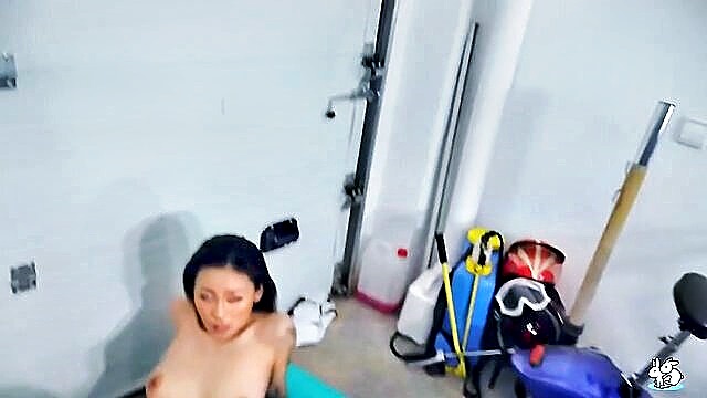 Rae Lil Black - rae lil black garage True Amateurs