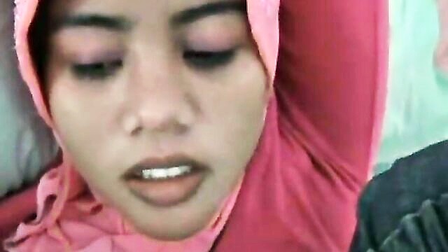 hardcore, facial, cumshot - amateur couple’s hot sex scene with indonesian milf and cumshots on her face