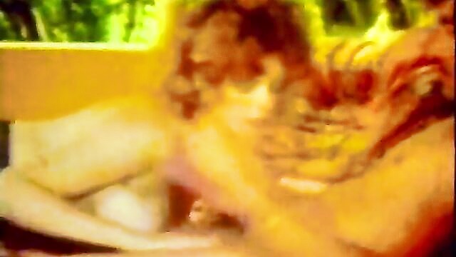 fingering and rough sex with a married woman in a vintage pornvideo : Historic Erotica