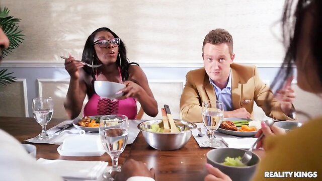 Van Wylde - van wylde dinner party Reality Kings