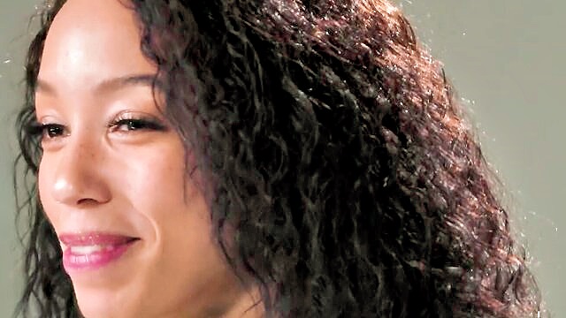 Alexis Tae - alexis taes solo play tricks for a better orgasm