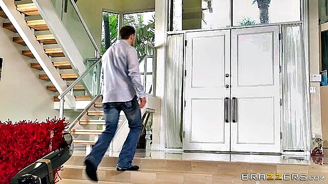 Erik Everhard, Lezley Zen - lezley zens seductive tongue and spoon action with erik everhard Brazzers