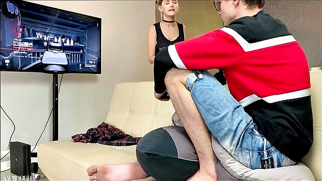 Eva Elfie - sis eva elfie has an internal orgasm and a facial while playing a game with her stepbrother